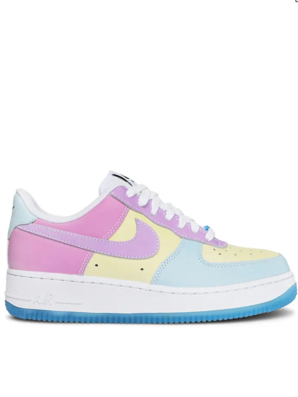Nike Women's Air Force 1 LX UV Reactive